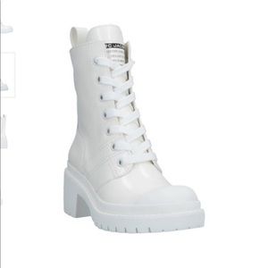MARC JACOBS COMBAT BOOTS